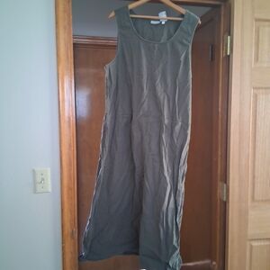 White Stag Olive Linen Blend Top